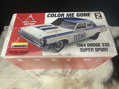 1964 Dodge 330 Super Sport Color Me Gone 1:25 Model Kit / Lindberg Made In USA