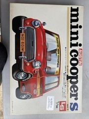 LS 1/16 C1201 Austin Mini Cooper S MK II Motorized Model Kit New