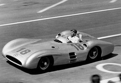 Mercedes Benz Race Racing Car Racer Vintage Le Mans Built Model 24Metal
