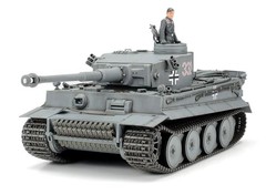 Tamiya 1/35 Military No.216 German Heavy Tank Tiger I Early Production 35216 F/S