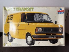 ESCI Ford Transit Van Model – Kit# 3047 1/24 Scale