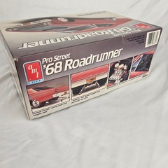 Vintage AMT 1968 Roadrunner Pro Street 1/25 Scale Plastic Model Kit