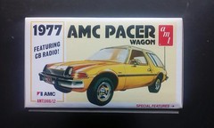 AMT 1977 AMC Pacer Wagon 1/25 Retro Deluxe Model Kit AMT1008 NIOB Sealed Parts
