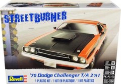 1970 Dodge Challenger T/A Streetburner 2-in-1 1/24 Scale Level 4 Model Kit