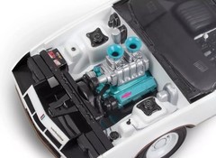 Revell 1/25 1982 Camaro Berlinetta Bliss Street Machine Kit V-8 Engine 14582