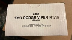 1:25 Scale AMT Ertl Plastic Model Car #6128 1993 Dodge Viper RT/10
