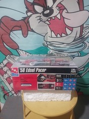 1/25 -1958 Edsel Pacer ! Factory Sealed ! Amt/ Ertl !