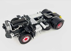 Italeri 3963 1/24 Scale Model Tractor Truck Kit Iveco Stralis S-Way