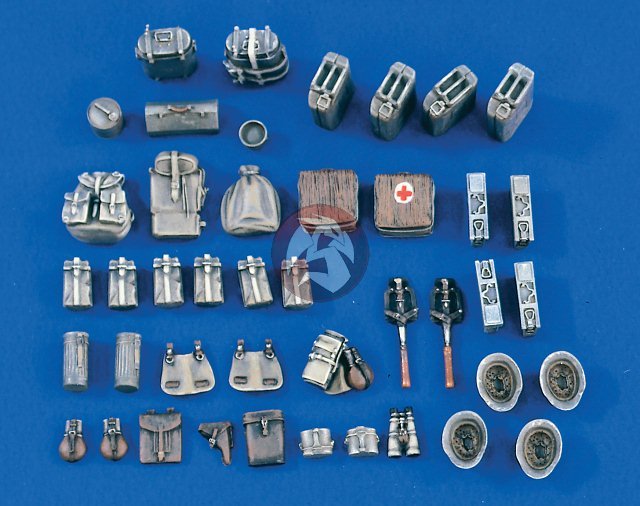 Verlinden 1/35 German Military Vehicle Stowage and Accessories Set WWII 1550