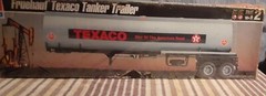 00 AMT/ERTL 1/25 Scale FRUEHAUF TEXACO TANKER TRAILER #30063 REBOX RELEASE BOXED