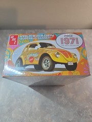 AMT Volkswagen Superbug 1971 Unity Coke AMT1284M Plastic Model Kit 1/25 – SEALED