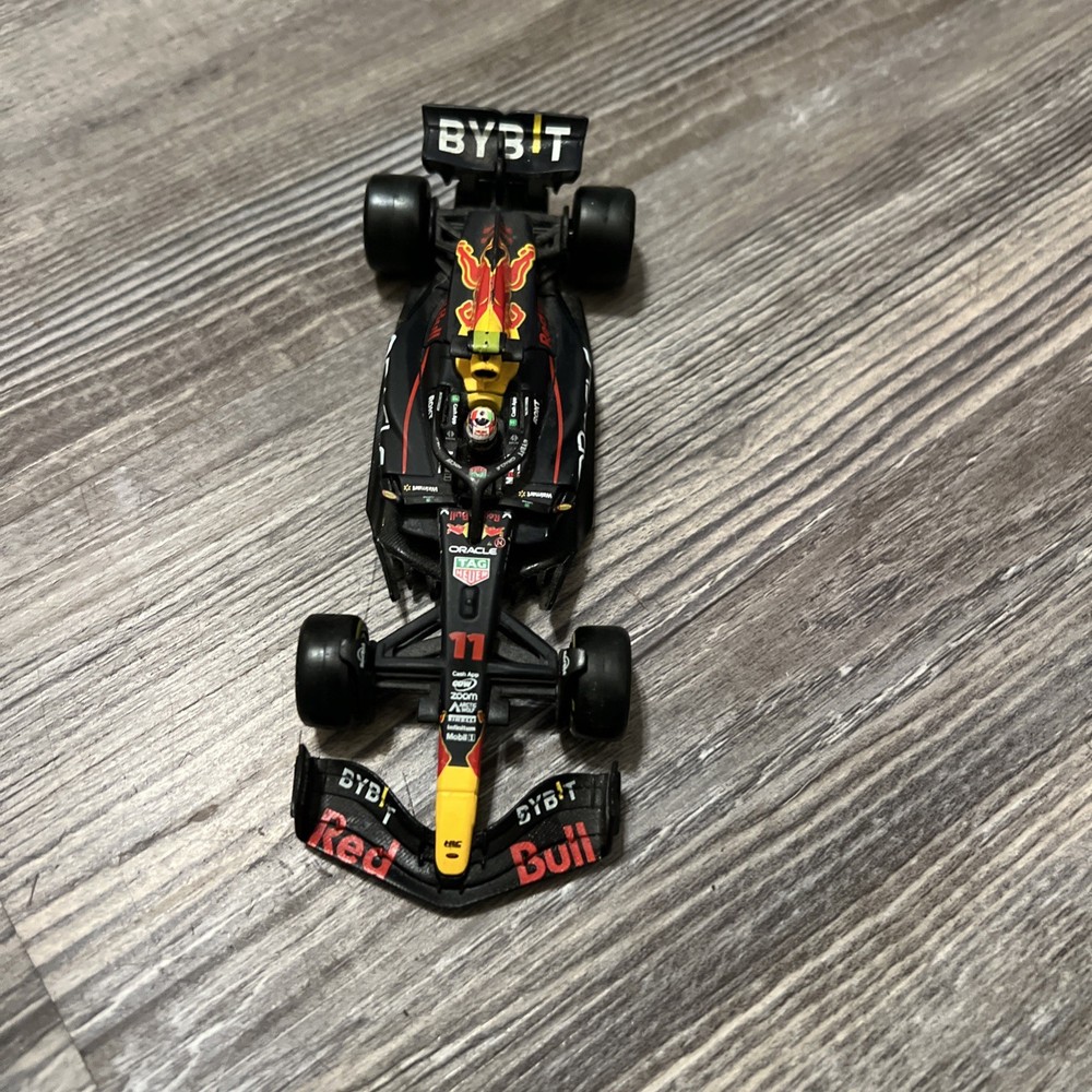 Red Bull Racing Rb19 M. Verstappen #1 Slot Car Model 1:43 Carrera