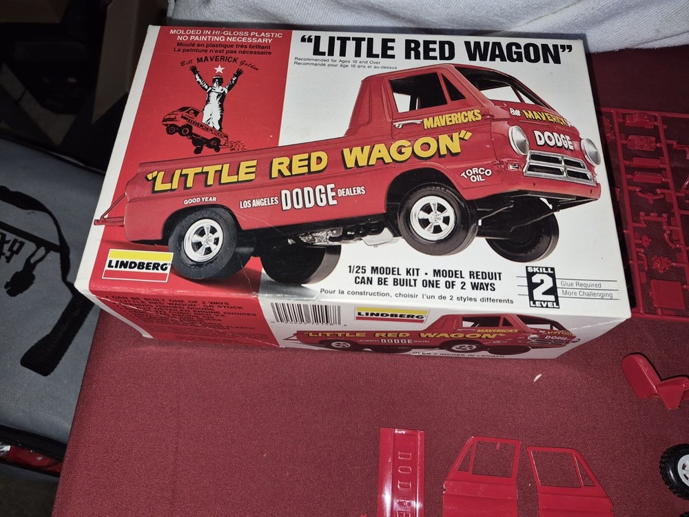 LIndberg 1:25 LIttle Red Wagon Model Kit # 72158 Please check photos