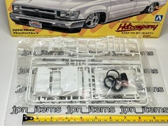 Aoshima 1/24 Kit TOYOTA 80 HILUX CUSTOM Ver.1 Hot Company Pick Up Unassembled