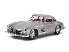 Tamiya 1/24 Model Kit Mercedes Benz 300 SL from Japan 1424
