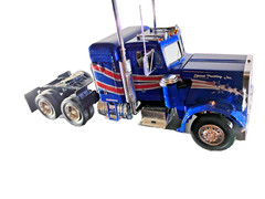 Pro-Built 1/25 Peterbilt 359 Conventional Tractor Model – Custom Painted & Cased