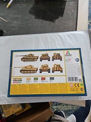 Italeri 7505 1:72 Pz.Kpfw.VI Ausf.E Tiger I (Fast Assembly)