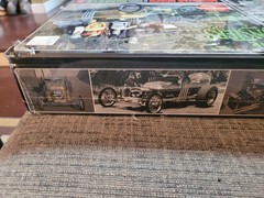 AMT #619 Special Edition Munsters Koach, Drag-u-la Models w/Collectable Tin!