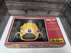 Heller Talbot Lago 4 .5L Race Car Plastic Model Kit 1/24 Scale