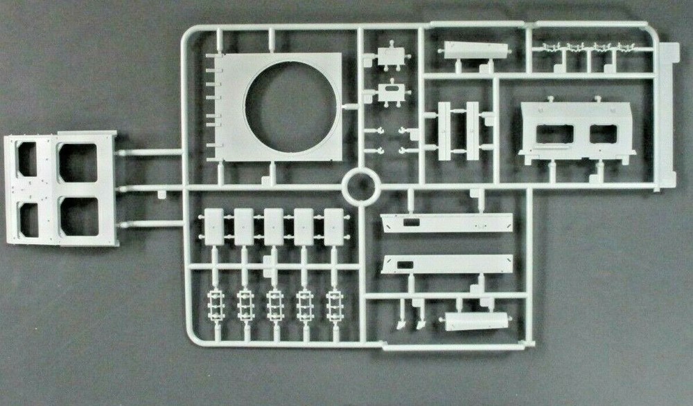 Dragon 1/35 Scale PzKpfw. III Ausf. N Kursk Parts Tree H from Kit No. 6559