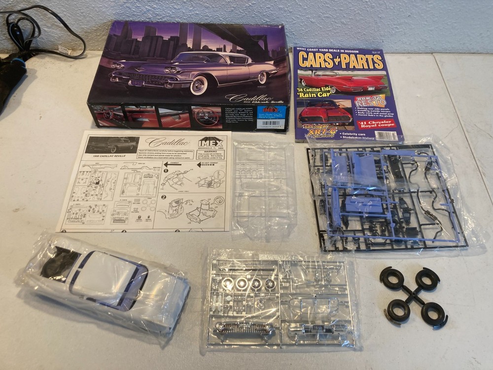 IMEX 1958 Cadillac Eldorado Seville 1:24 Kit + Cars & Parts Mag 1991