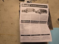 Revell 1929 Ford Model A Roadster 2’N1 Plastic Model Kit 85-4463 Level 5
