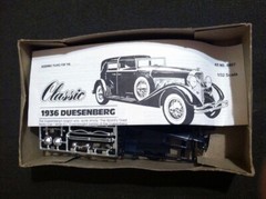1/32 Lindberg 6607 Classic 1936 Duesenberg Sedan Car Model