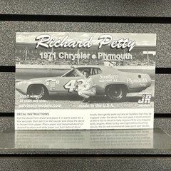 Salvino Jr Model Richard Petty | #43 1971 Chrysler Plymouth | 1:24 RPCP1971D