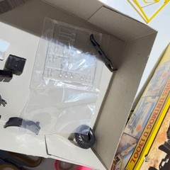 Revell #7450 1:24 Scale Mercedes Unimog U 1300L Dakar Rallye Kit Open Box