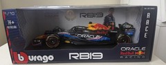 Red Bull Racing RB19 Max Verstappen 1/18 Drivers Champion 2023