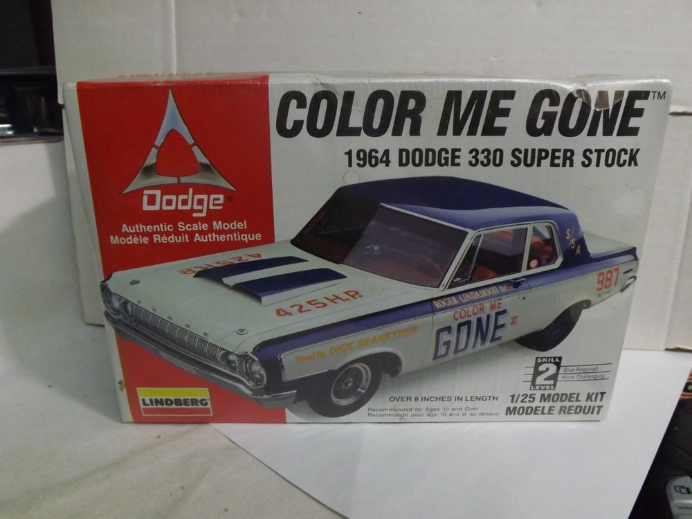 Lindberg Color Me Gone 1964 Dodge 330 Super Stock 1/25 Scale