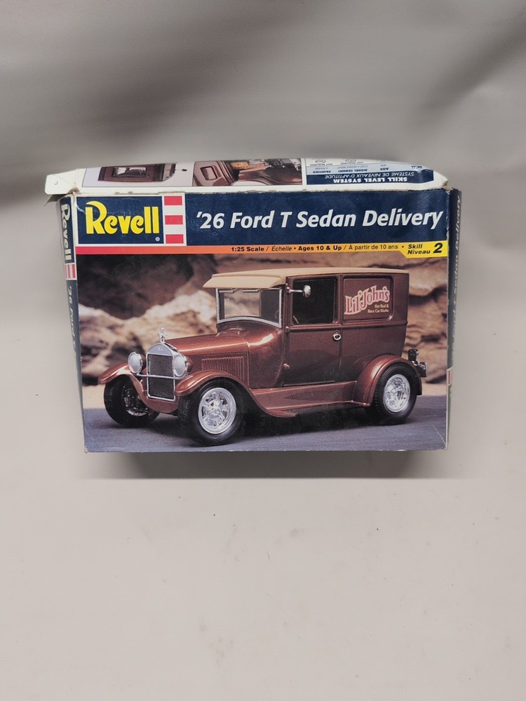 Revell 85-2982 1926 Ford T Sedan Delivery 1:25 Hot Rod Series Model Sealed Parts