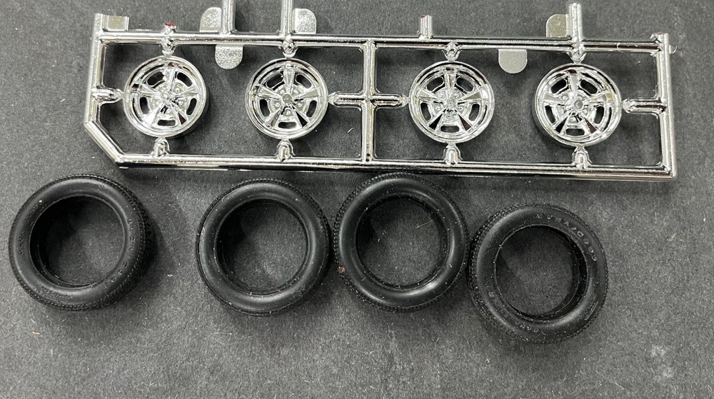 #12 TIRES & Chrome 5 hole WHEELS Model Kit PARTS McM 1/25 1/24