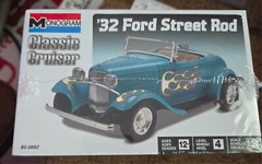 New Monogram 1/24 ’32 Ford Street Rod Classic Cruiser 85-0882 2022