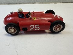 Vintage Strombecker Ferrari D50 V8 Electric Racing Car 1:24 Model # D52-200
