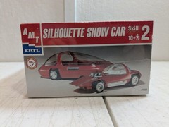 AMT 31224 – Silhouette Show Car Model Kit – 1:25 Scale