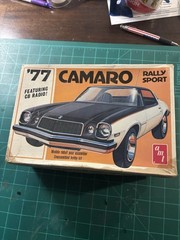 AMT 1977 CHEVY CAMARO Kit T490 Original Issue. Open Box, Sealed Bag