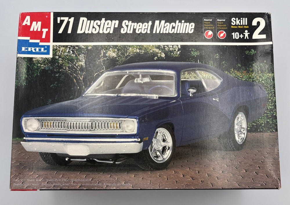 Vintage, AMT, ‘71 Duster, Street Machine, 1/25, 8334 Model Kit 1998 Incomplete