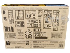 SKILL 3 MODEL KIT DIAMOND REO TRUCK TRACTOR 1/25 SCALE MODEL BY AMT AMT1500