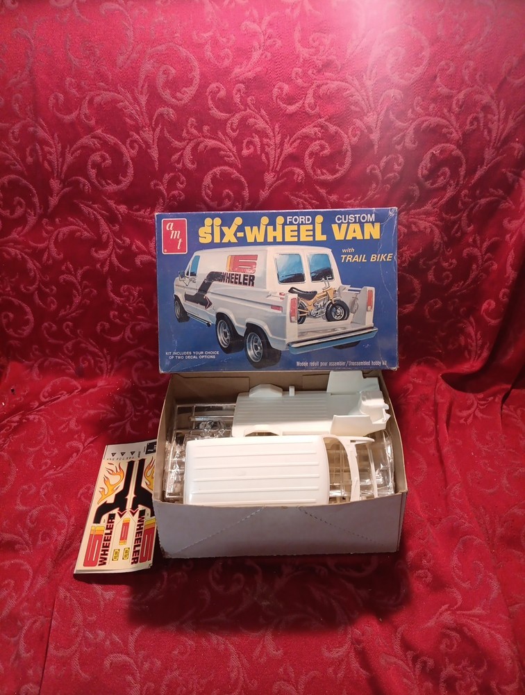 M20e Rare complete AMT Six Wheel Ford Custom Van With Trail Bike Model Kit