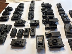 LOT Of 40 1/87 Roco Minitanks Austria 32 Tanks 8 Trucks DBGM HO SCALE