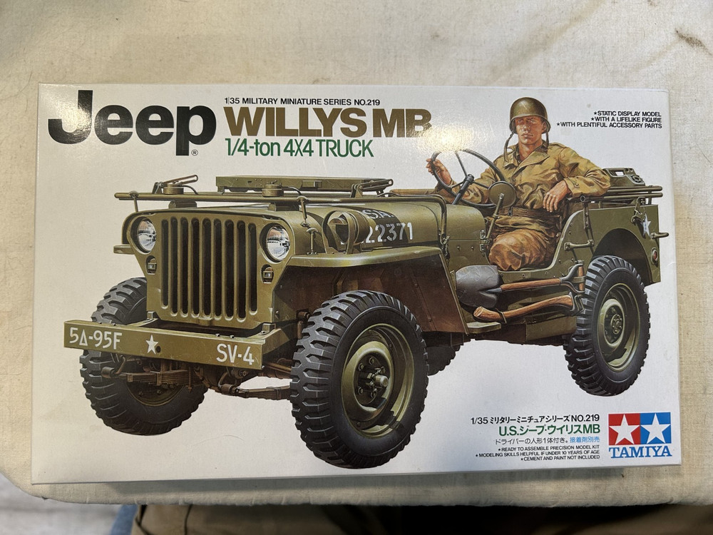 Tamiya 1/35 Jeep Willys MB 1/4 ton 4×4 truck model kit