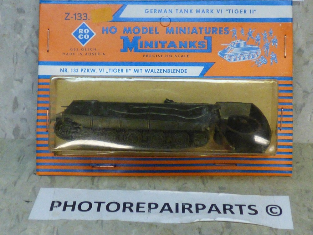 Roco Minitanks / (NEW) 1/87 WWII German MK VI King Tiger II Tank Lot #6884©