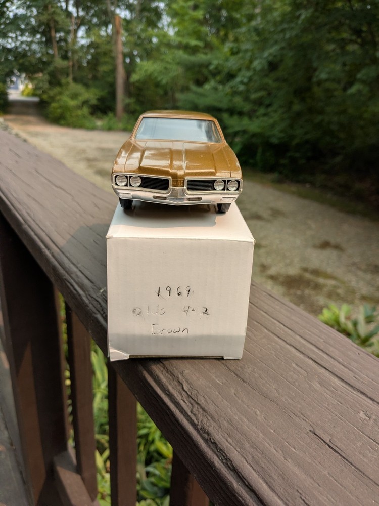 Johan Brown 1969 Oldsmobile 442 Promo Model Car Dealer Promo 1/25 NICE L@@K