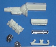 AMT 1975 Chevy Van Stock 350 Cid.V8 w/Automatic Tranny Set 1/25 Scale