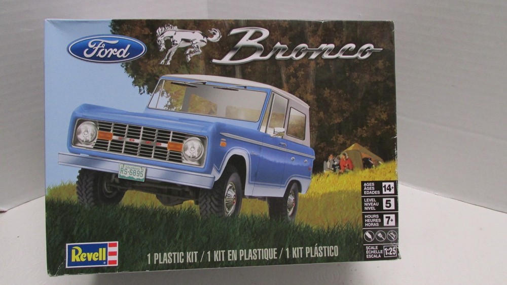 Revell Ford Bronco 1:25 Scale Plastic Model Kit Sealed 85-4320 NEW open box