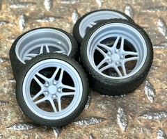 1/24 Scale: 21/20 Inch “Weld S81” Wheels W/ Wide Rear Street Tires