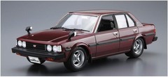 1/24 The Model Car No. 71 Toyota E71/70 Corolla Sedan GT/DX 1979 Plastic Model K