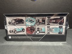 Revell 1929 Ford Model A Roadster 2 ‘N 1 1:25 Scale Model Car Kit New