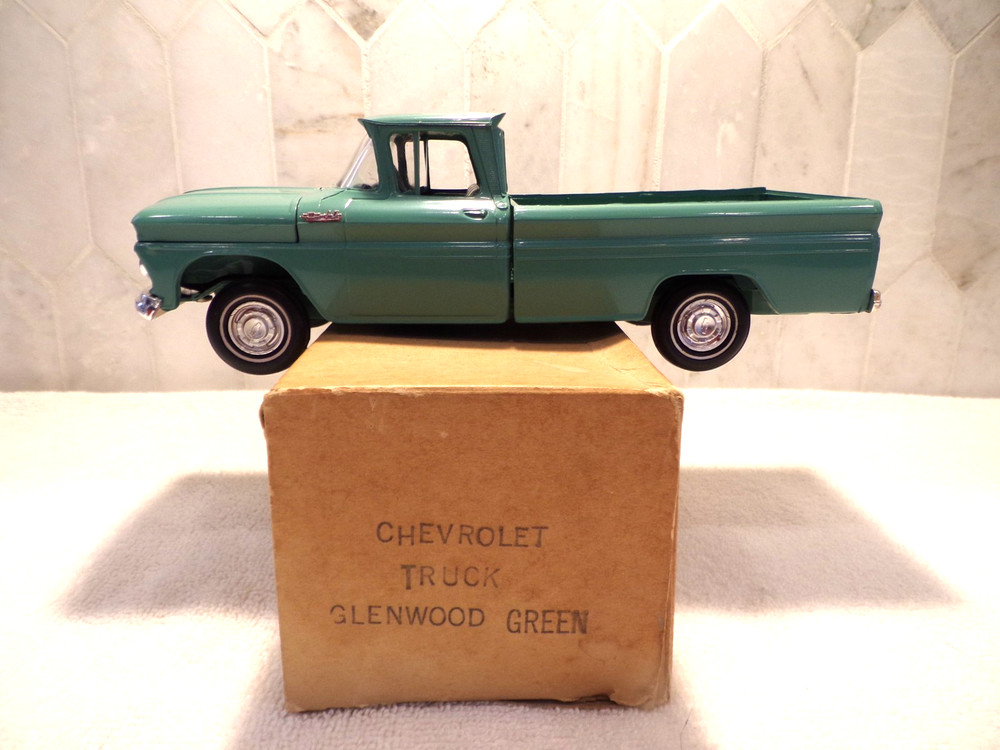1962 Chevrolet Apache Pickup GREEN Dealership Promo IN Original Box REAL NICE